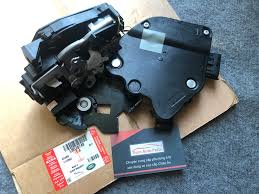 REAR LH DOOR LOCK L494 JAGUAR LR053704 LR064806 LR048264 C2D32259