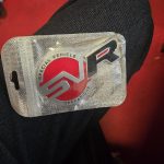 BADGE SVR RED BIG CHROME
